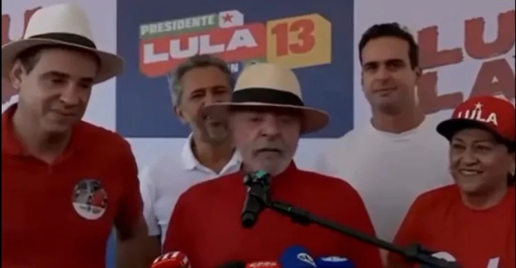Lula diz que Brasil vive momento de definir os rumos do futuro do país