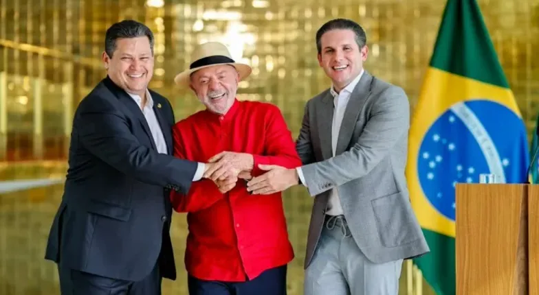 Lula se reúne com Motta e Alcolumbre após vencer disputa presidencial